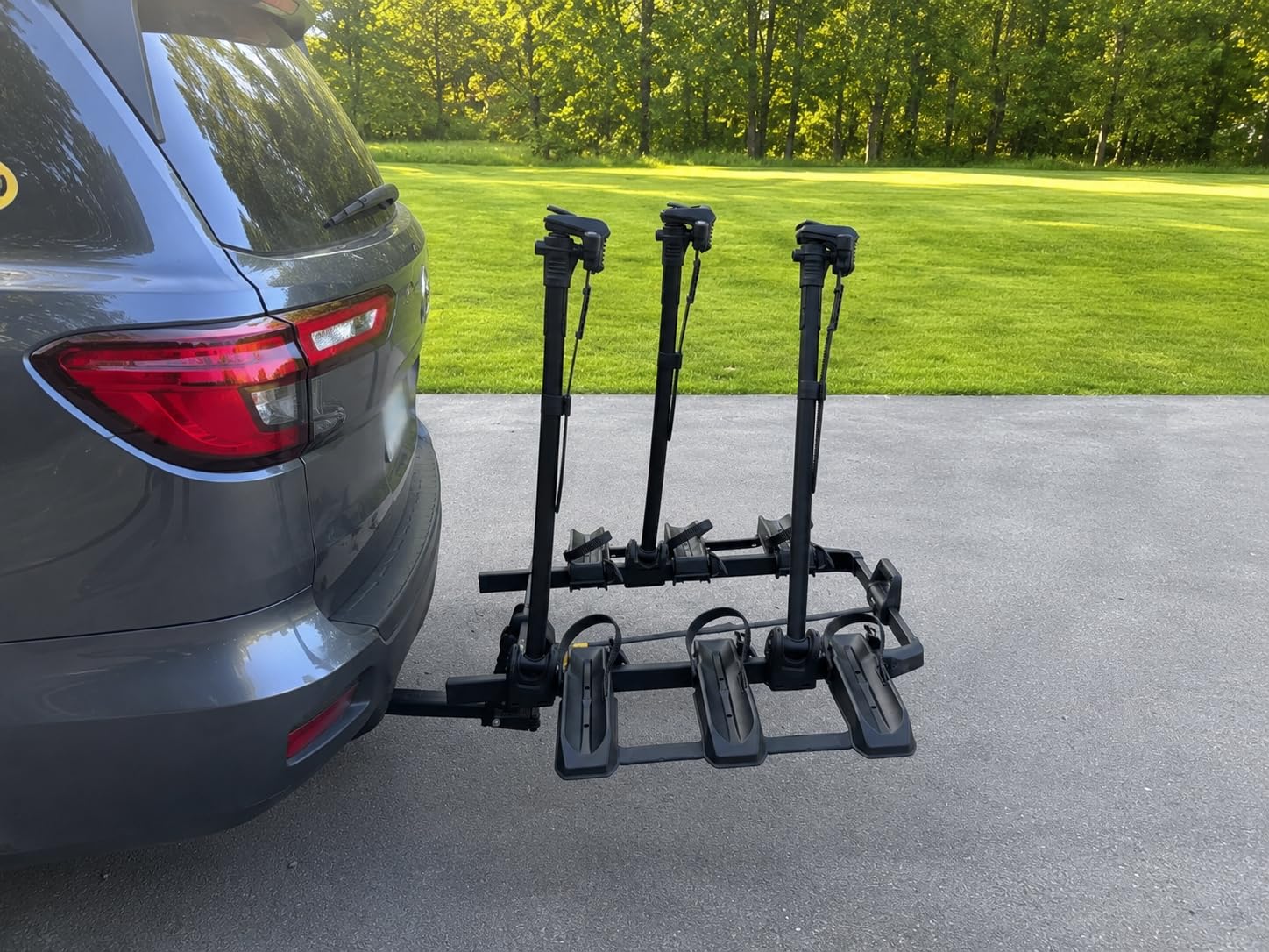 Thule Outpace 2 Bike Hitch Rack, 2
