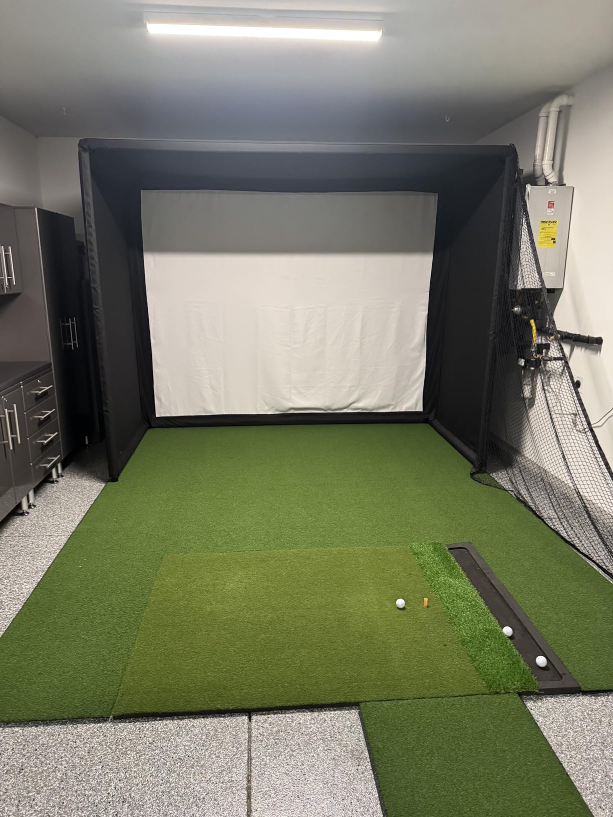 Diandian Golf Simulator Enclosure Kit 10 x 8 ft with 4K-Ready Impact Screen customer photo 2