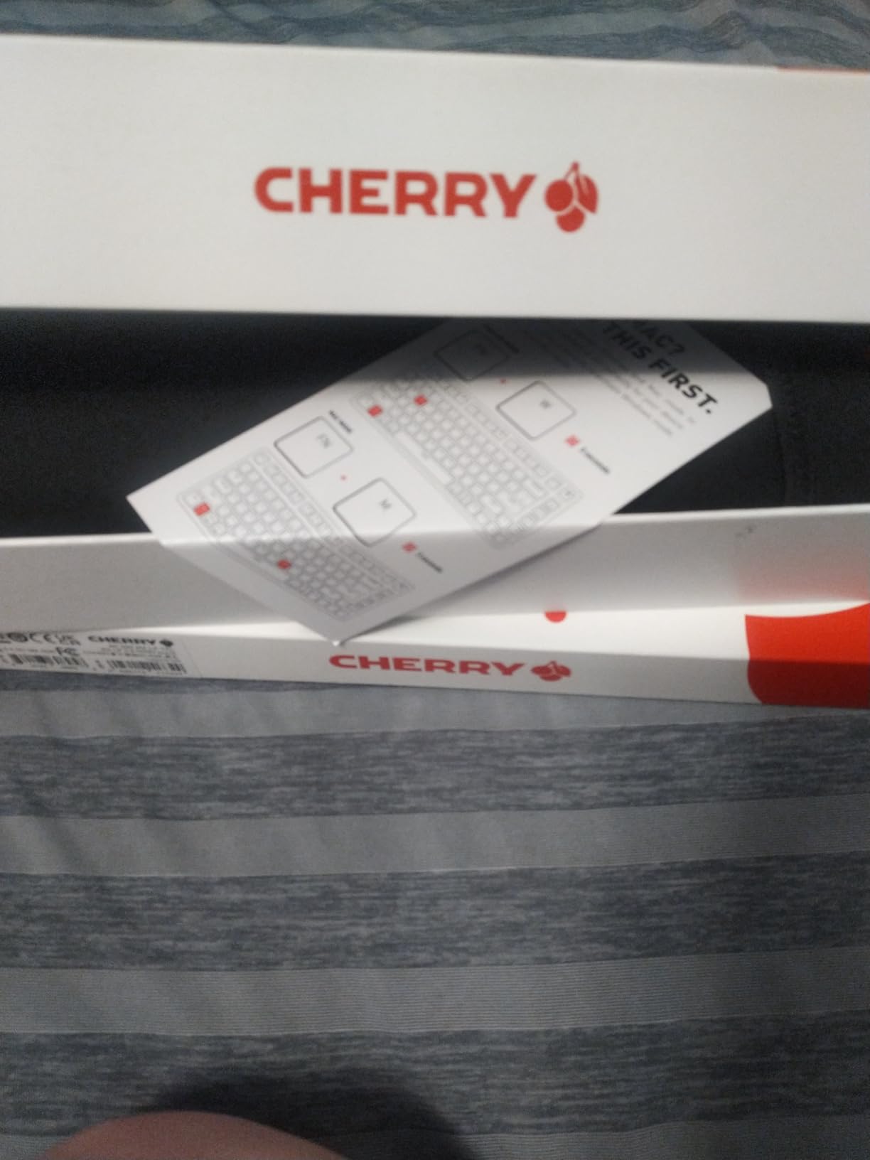 Cherry KW X ULP 2.0 MINI, Ultra Low Profile Compact Mechanical Keyboard, Wireless Multi-Device Keyboard for up to 4 Devices, for Windows & Mac, Backlit, Black (Compact) customer photo 1