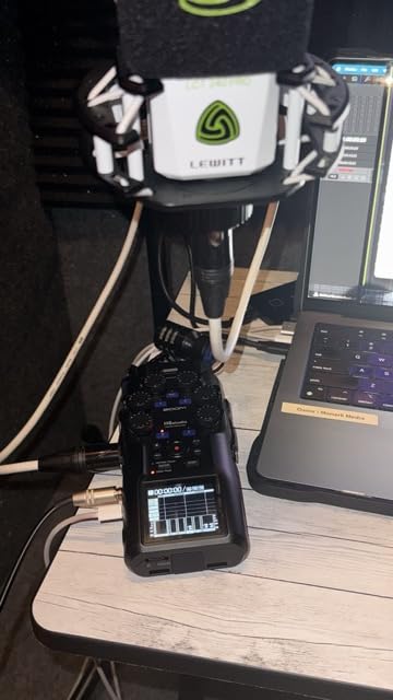 Zoom H6 Studio Handy Recorder for Filmmakers & Musicians customer photo 2