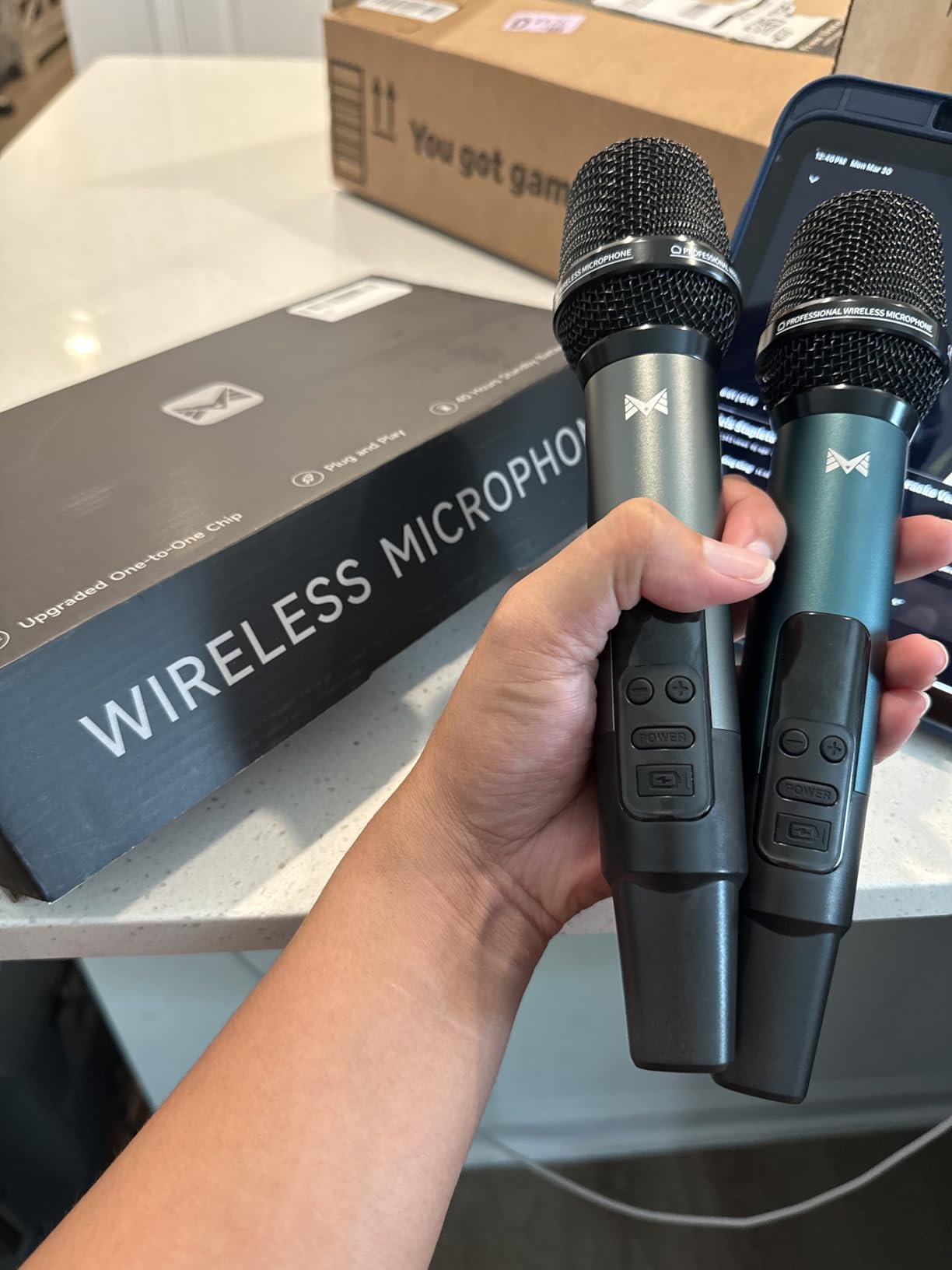 Wireless Microphone, Metal Dynamic Wireless Microphones with One-to-One Chip Connection and Rechargeable Receiver, 40H Duration, 200FT Range Receiving, Volume Control Karaoke Microphone for Singing customer photo 2