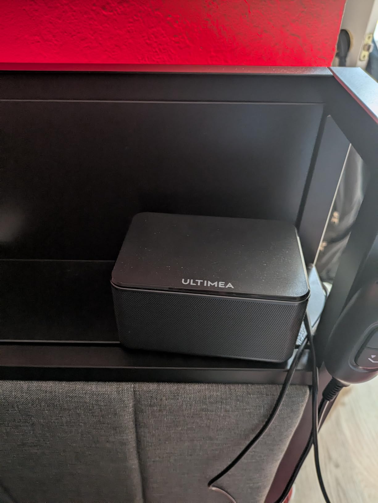 ULTIMEA 7.1ch Sound Bar w/Subwoofer, Virtual Surround System for Smart TV customer photo 2