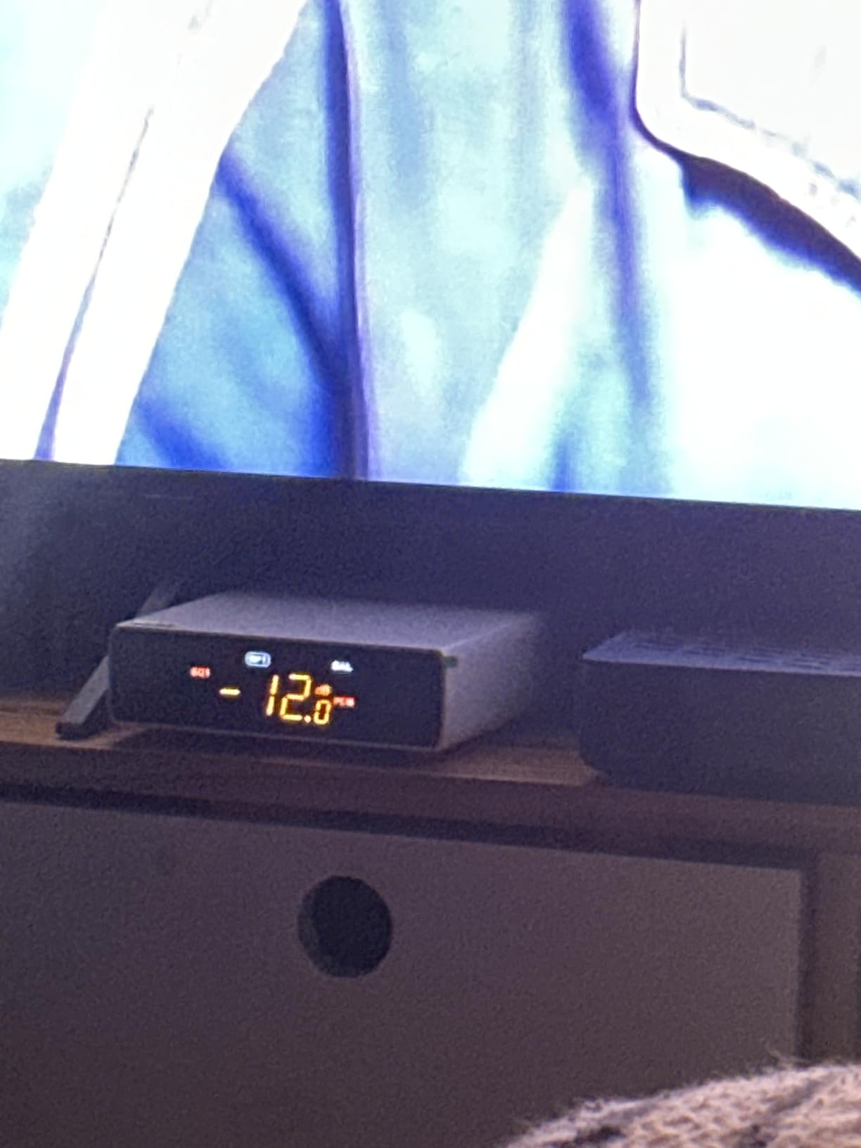 TOPPING E50 II Hi-Res Audio DAC with App Control, AK4497S Velvet Sound, DSD512/PCM768kHz, LDAC Bluetooth, 10-Band PEQ, Preamp, RCA/TRS Outputs (Black) customer photo 1