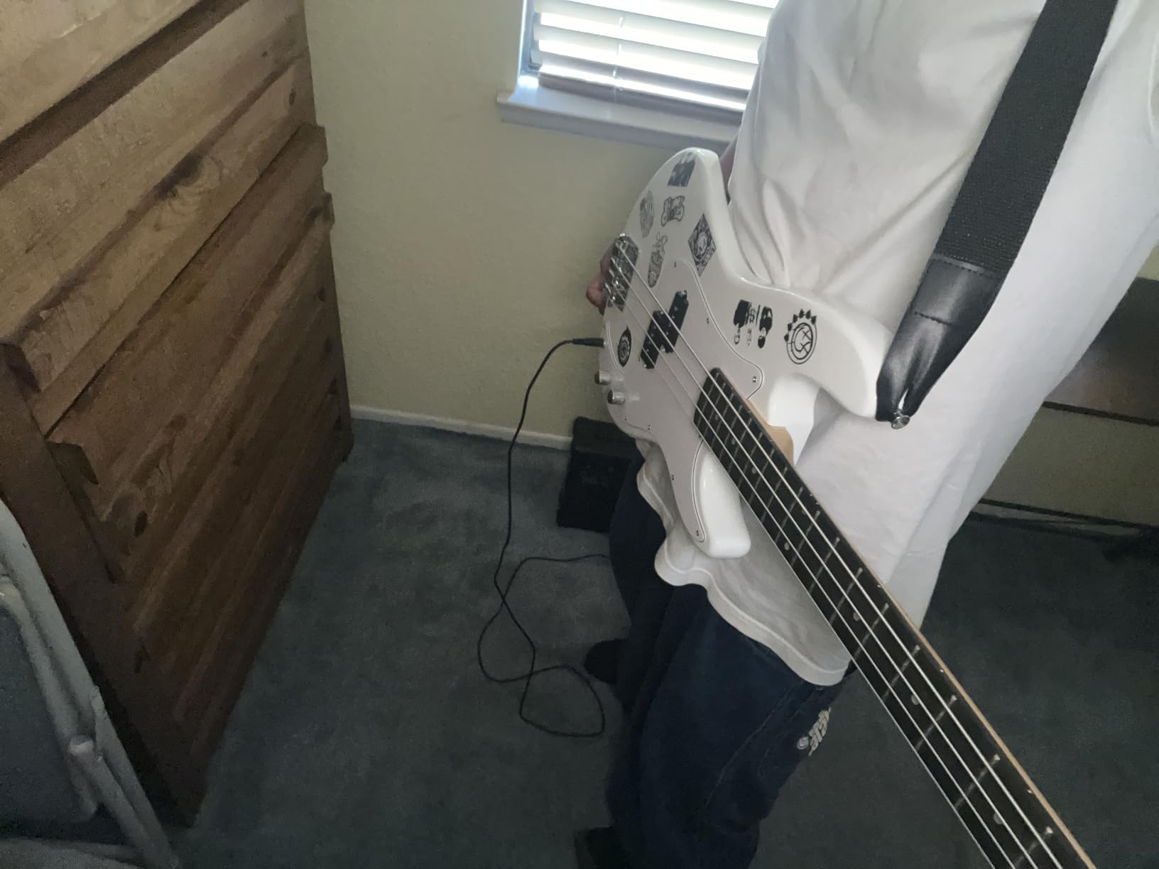 GLARRY Full Size Electric Bass Guitar Beginner Kit 4 String Exquisite Basswood Bass with 20W AMP, Cable, Strap, Bag and Accessories (Grey, 39