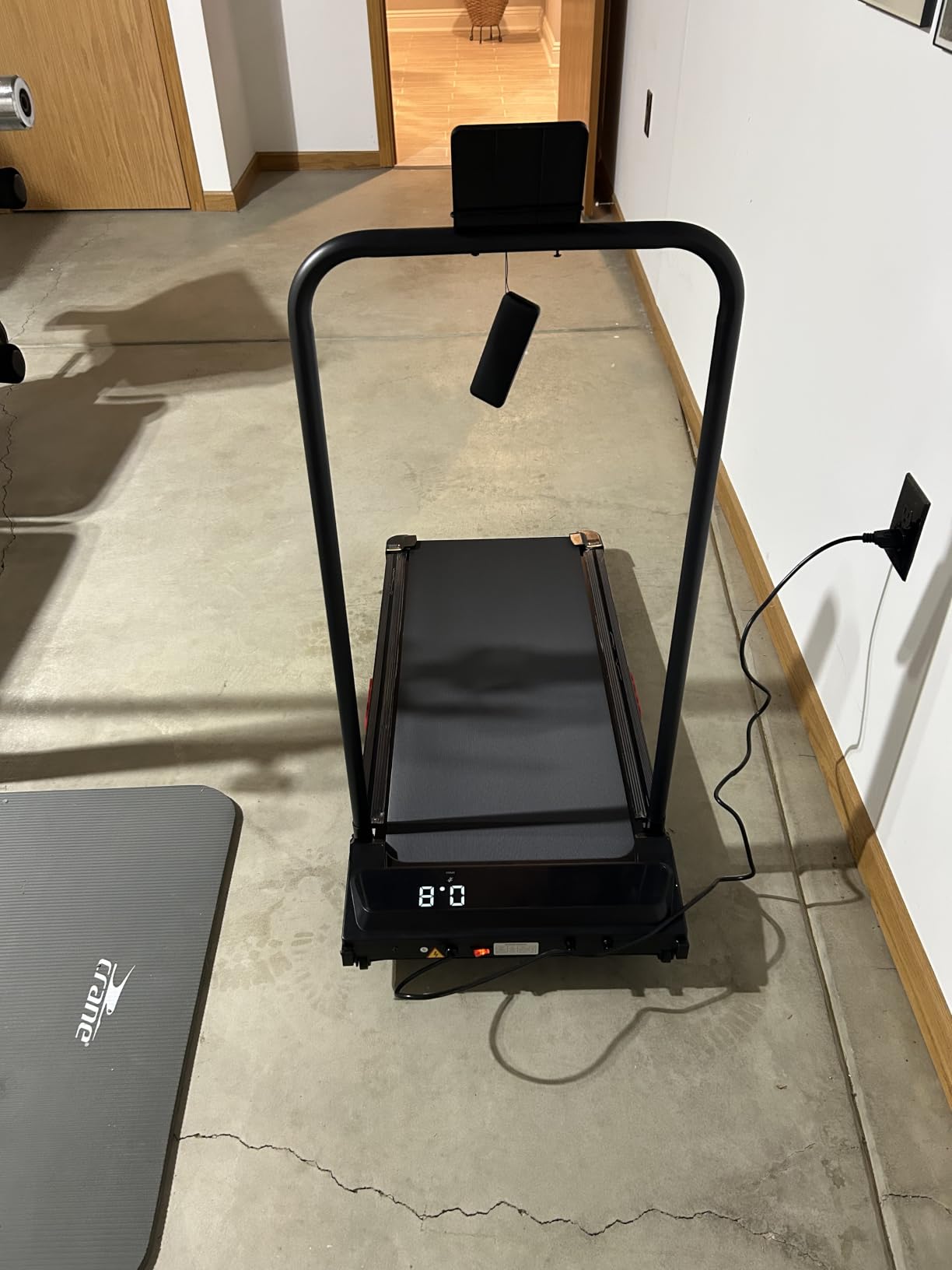 Small Treadmill for Home, Walking Pad Treadmill with Incline and Handle Bar, 3.0HP Electric Under Desk Treadmill for Small Space, 0.6-7.6MPH Portable Mini Exercise Treadmills, 350LBS Capacity customer photo 2