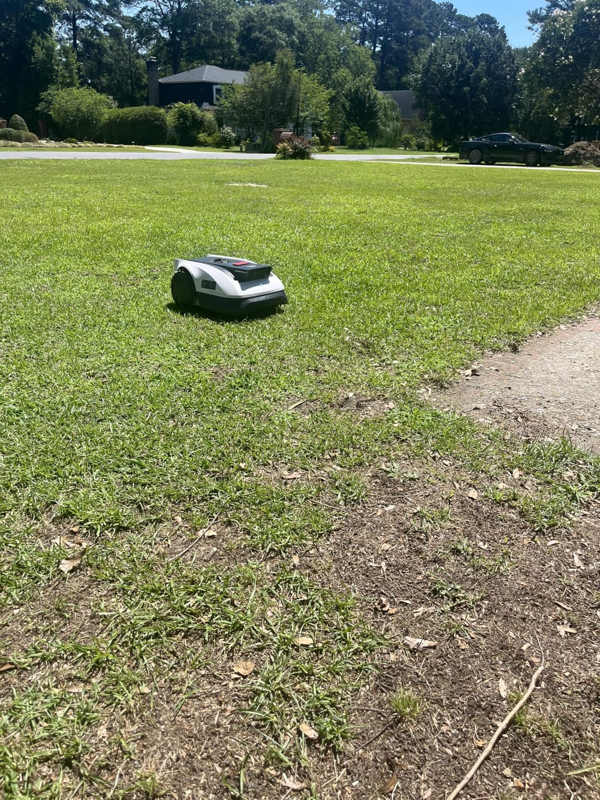 ECOVACS Goat O1000 RTK Care Robot Lawn Mower, RTK Navigation, 1/4 Acre customer photo 2