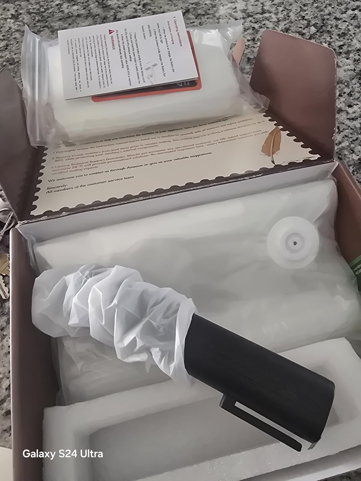 Elxis Vacuum Sealer, Portable handheld Vacuum Sealer + 30 Reusable Vacuum Bags, Portable Food Sealer, With LED pressure display, 2-Speed Pressure Control (60/80 Kpa) customer photo 2