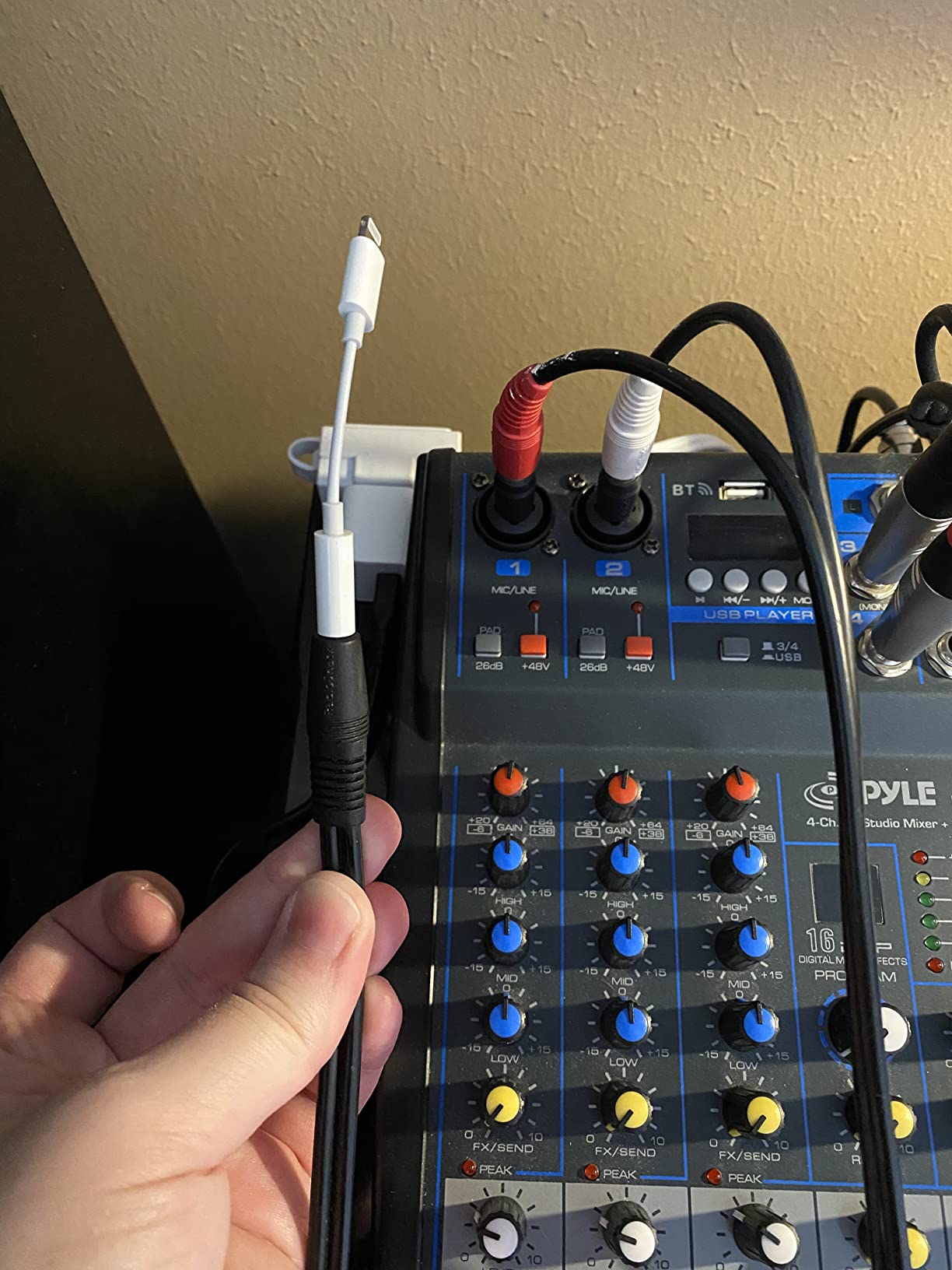 Pyle 8 Channel Bluetooth Studio Mixer - USB Computer Recording, Built-In MP3 Player, 48V Phantom Power, 16-Bit DSP FX, 3-Band EQ, XLR Combo Inputs, DJ Sound Board - PMXU83BT.5 customer photo 1