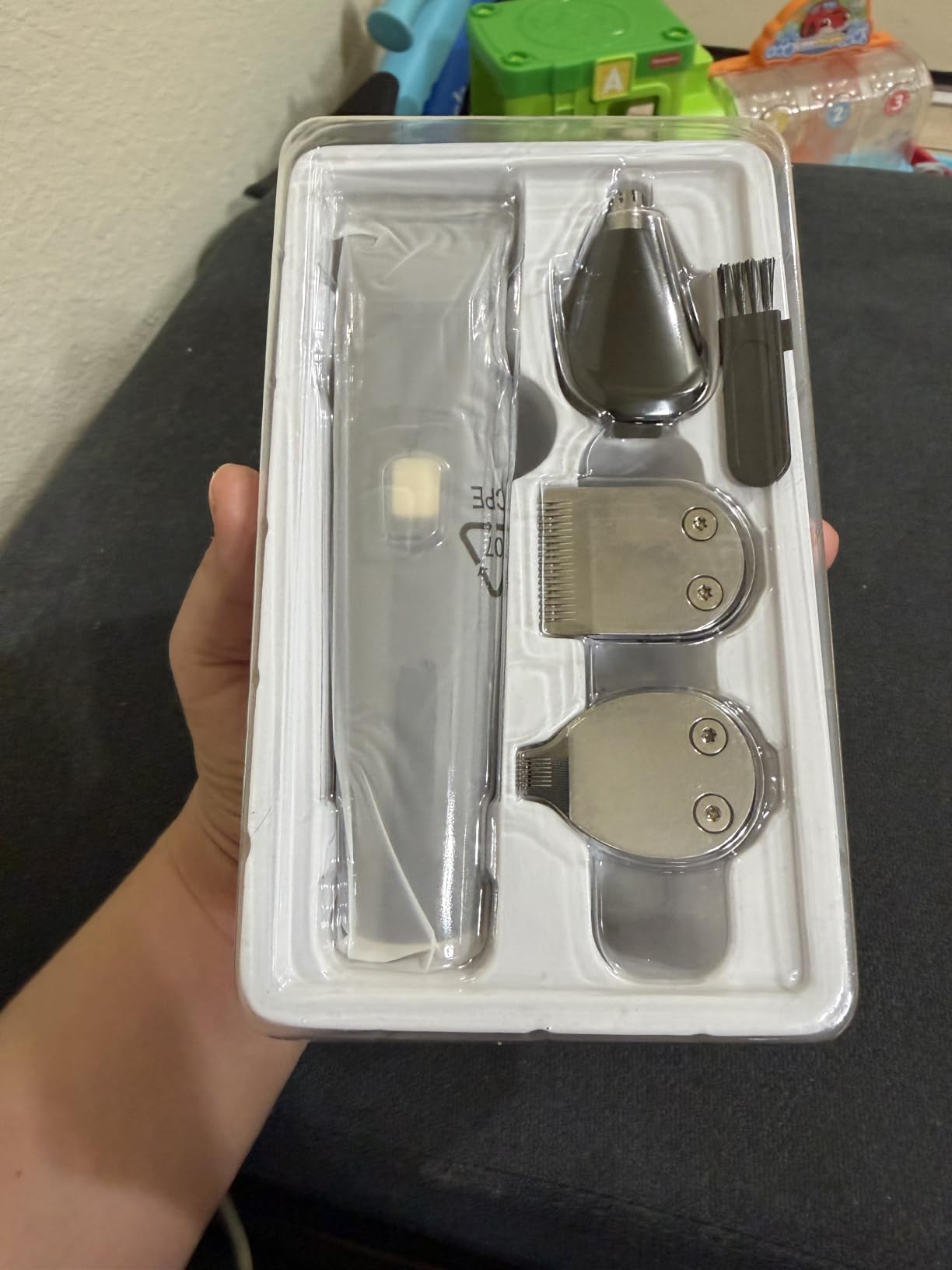 Beard Trimmer for Men, Fast Charging 4-in-1 Kit, 18 Lengths, Accessories customer photo 1