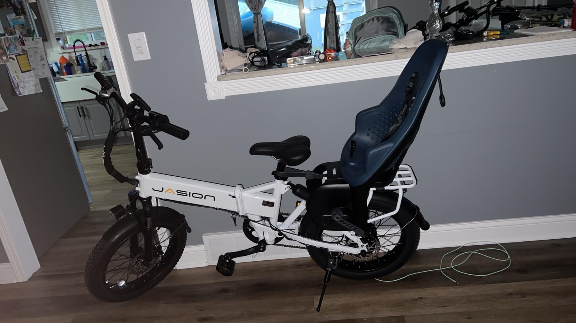 Thule Yepp 2 Mounted Child Bike seat, Adjustable footrests, 5-Point Harness and Easy to Mount Design customer photo 1