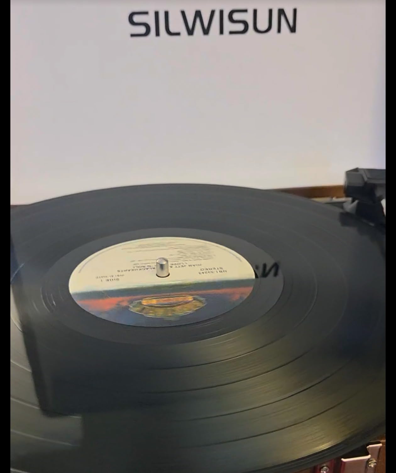 Vinyl Record Player with Speakers Vintage Bluetooth in/Out Turntable-Pink customer photo 2
