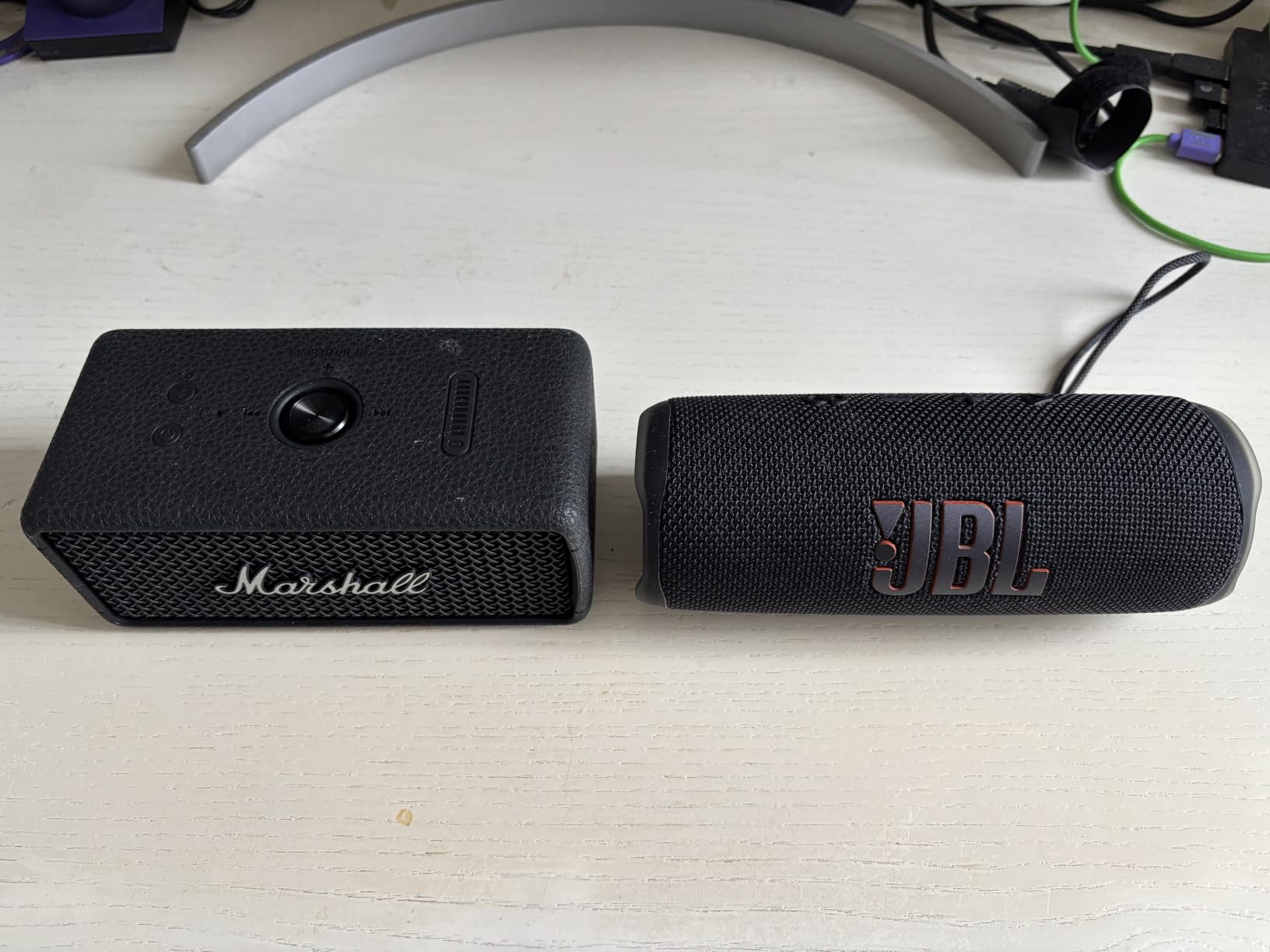 Marshall Emberton III Portable Bluetooth Waterproof Speaker - Black/Silver customer photo 1
