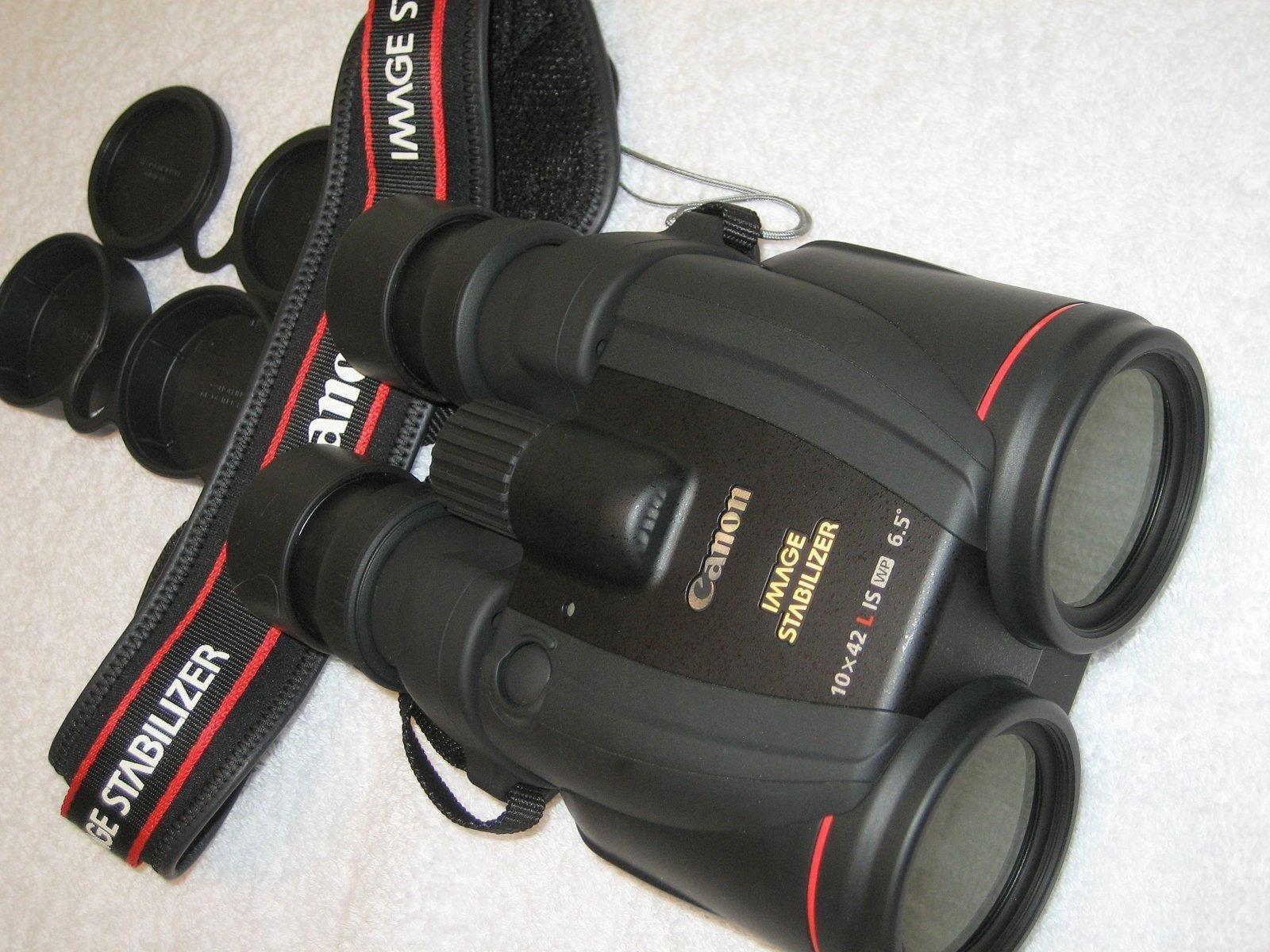 Canon 10x42 L is WP Image Stabilized Binoculars customer photo 2