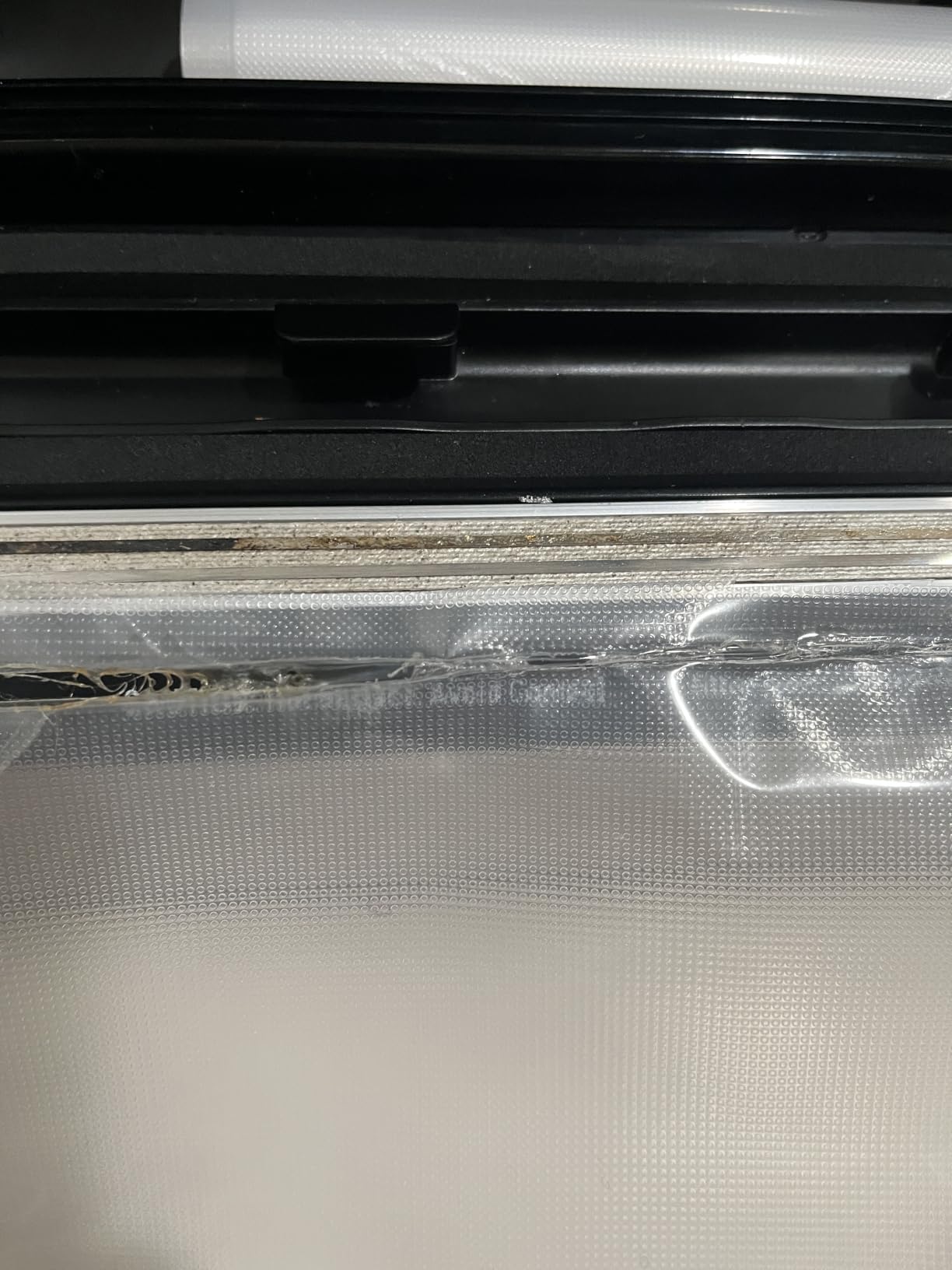 Nesco Deluxe Food VS-12 Vacuum Sealer, 130 Watts, Kit Bags & Viewing Lid, Compact, Silver customer photo 1