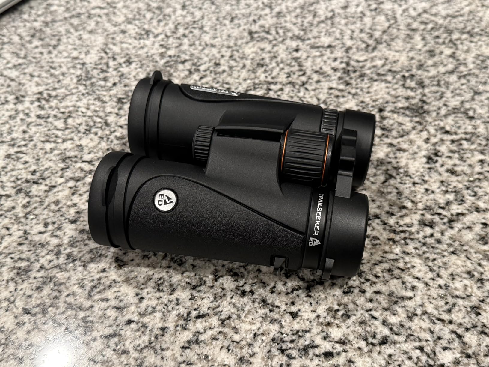 Celestron TrailSeeker ED 8x42 Binoculars for Birding & Nature – ED Glass customer photo 1