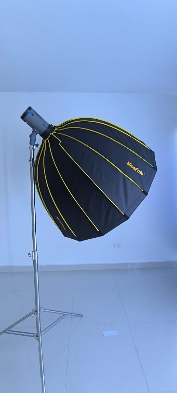 NEEWER Q300 300Ws 2.4G Outdoor Studio Flash w/Q Compact Wireless Trigger customer photo 2