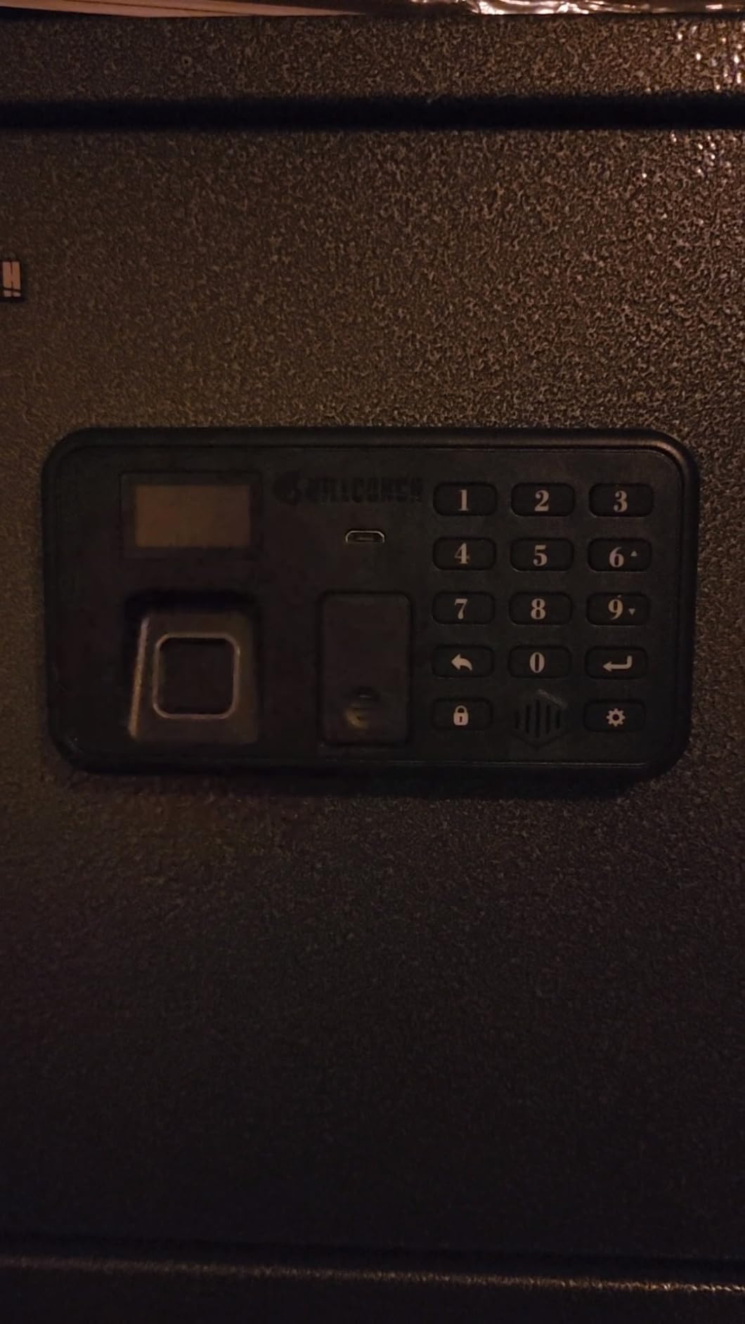 BILLCONCH Biometric Gun Safe for Multiple Handguns Quick Access Pistol Safe customer photo 1