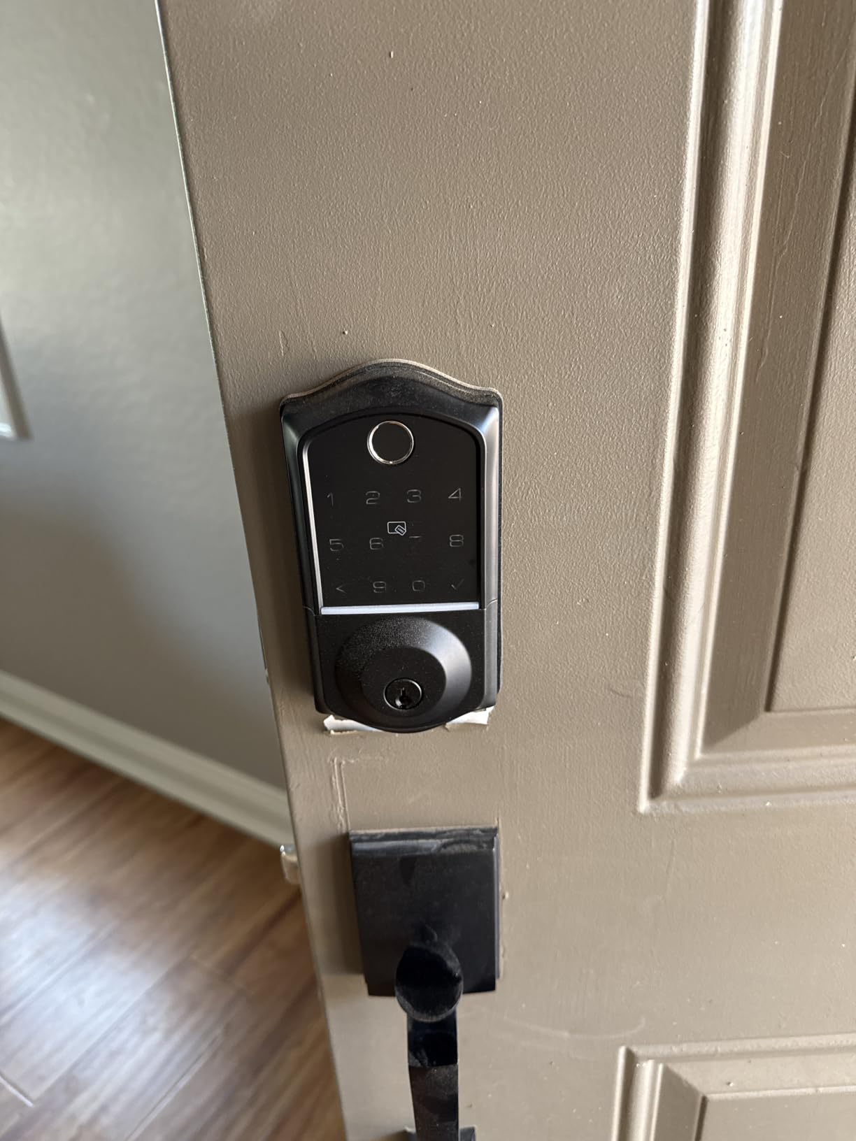 Veise VE017 Fingerprint Smart Door Lock with App Control, Matte Black customer photo 2