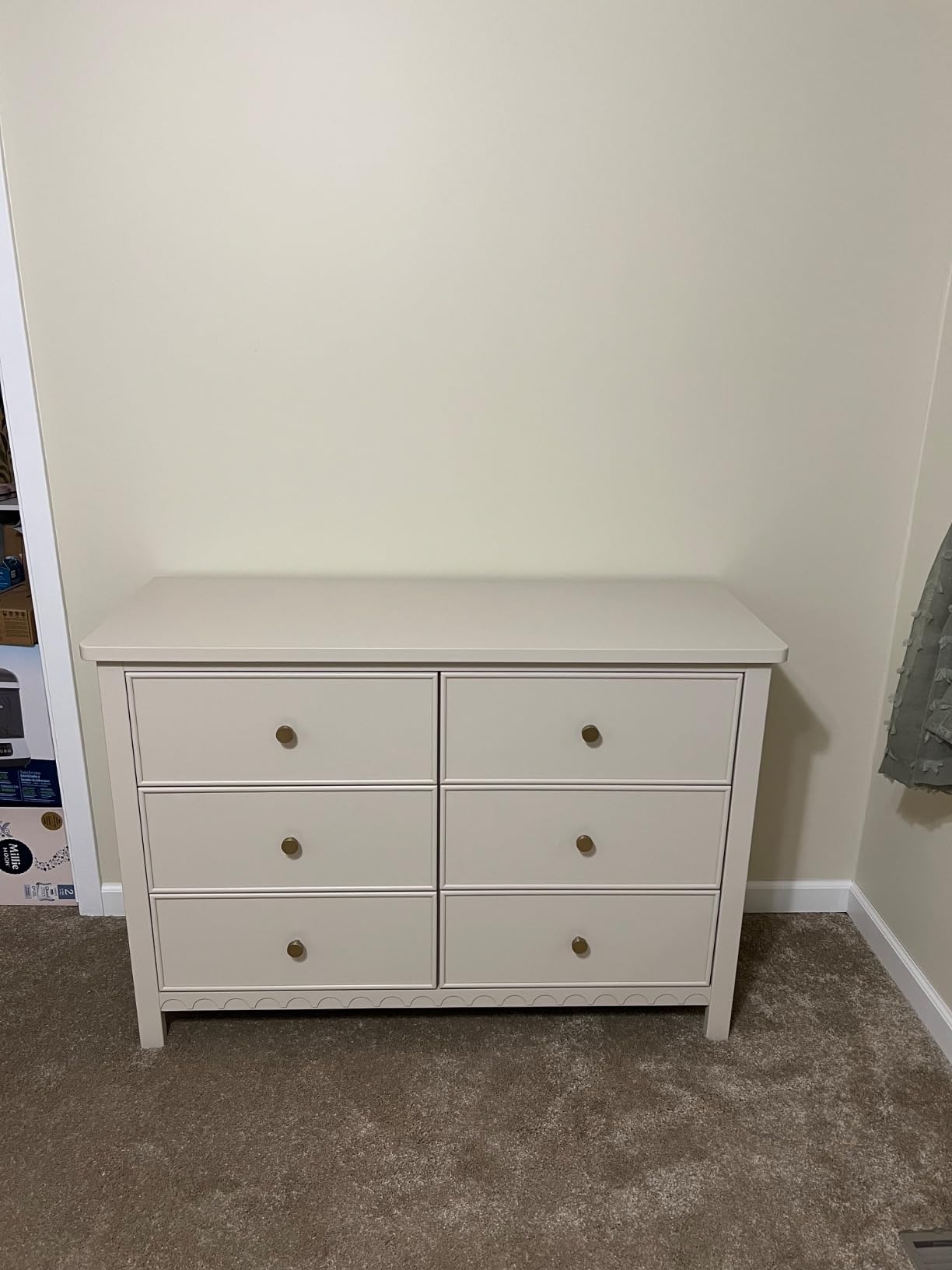 Graco Sasha 3-Drawer Chest with Changing Table Topper, Frosted Oat customer photo 1
