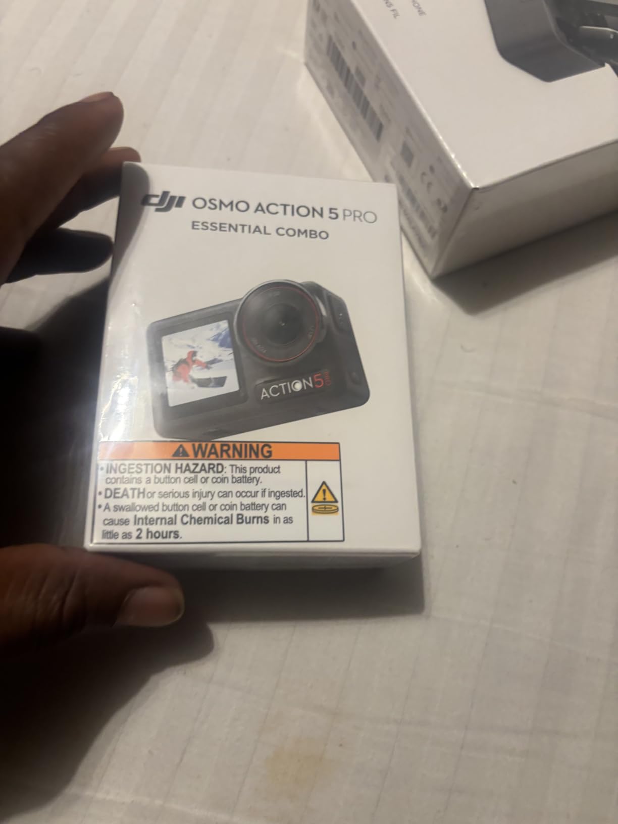 DJI Osmo Action 5 Pro Essential Combo, Waterproof Action Camera customer photo 2