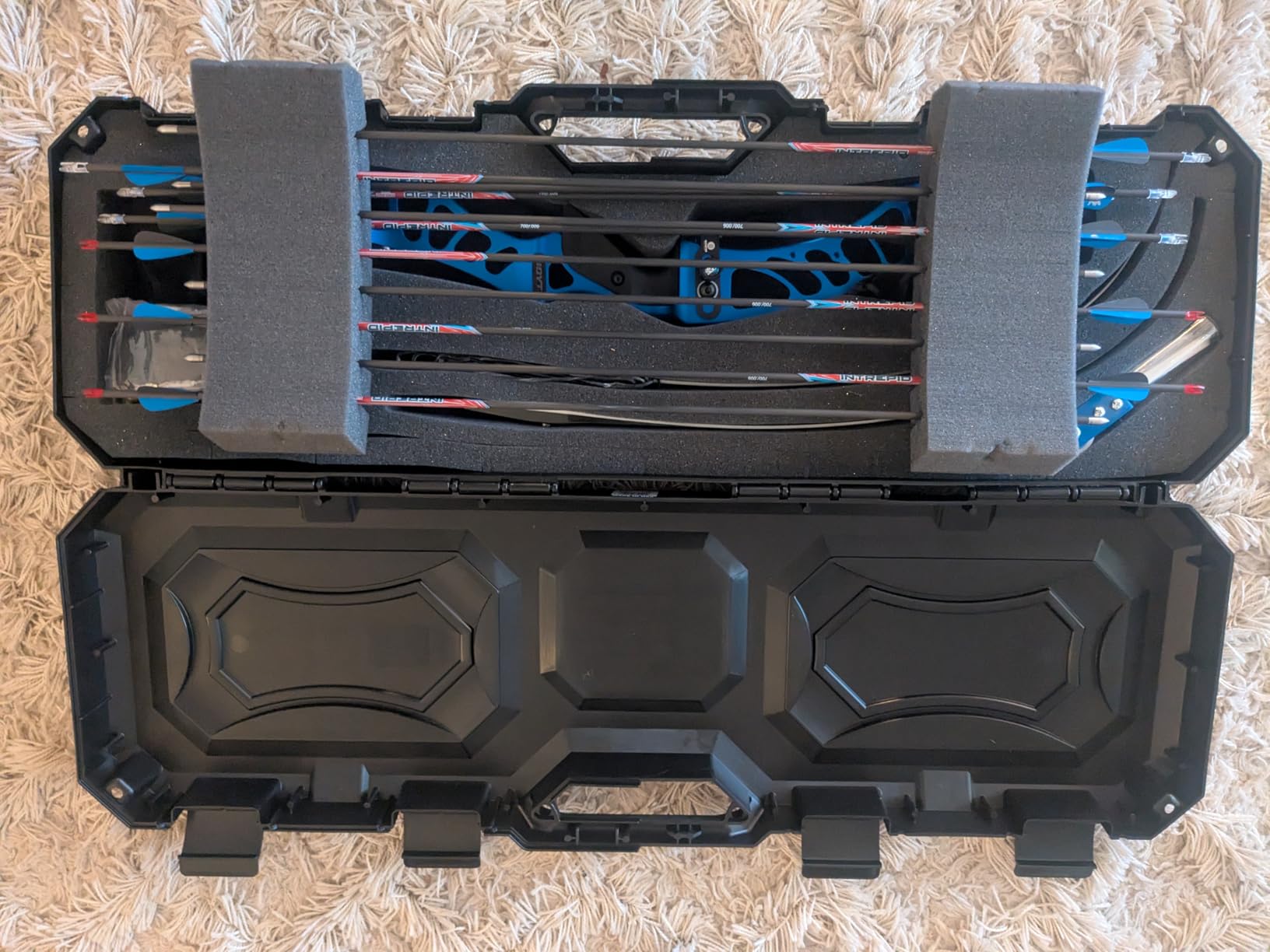 MTM BC34TD Takedown Recurve Bow Case, Lockable Storage, Airline Approved Hard Case, Hold’s 16 Arrows, For One Target or Hunting Bow Setup, Made in USA, Black customer photo 2